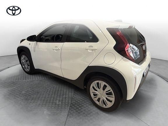 Usata Toyota Aygo X Active 72 CV (52 kW) 2025 Bianco SUV
