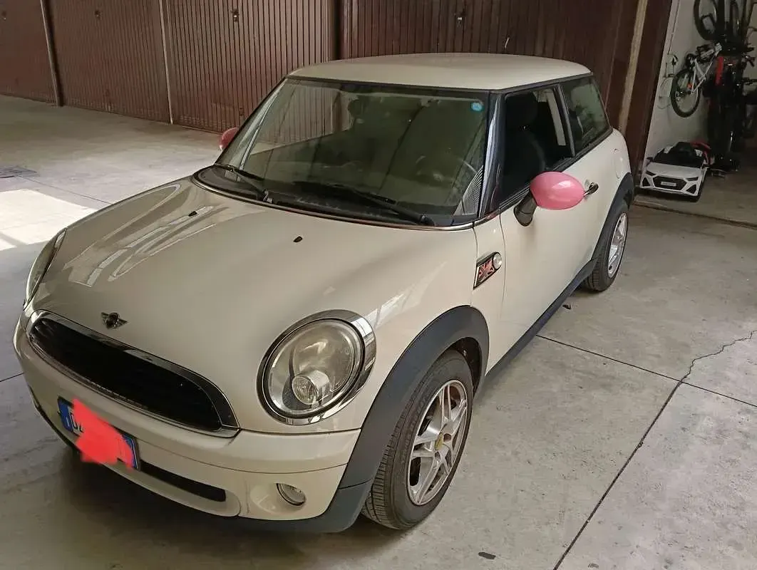 Usata Mini Cooper 75 CV (55 kW) 2010 Utilitaria