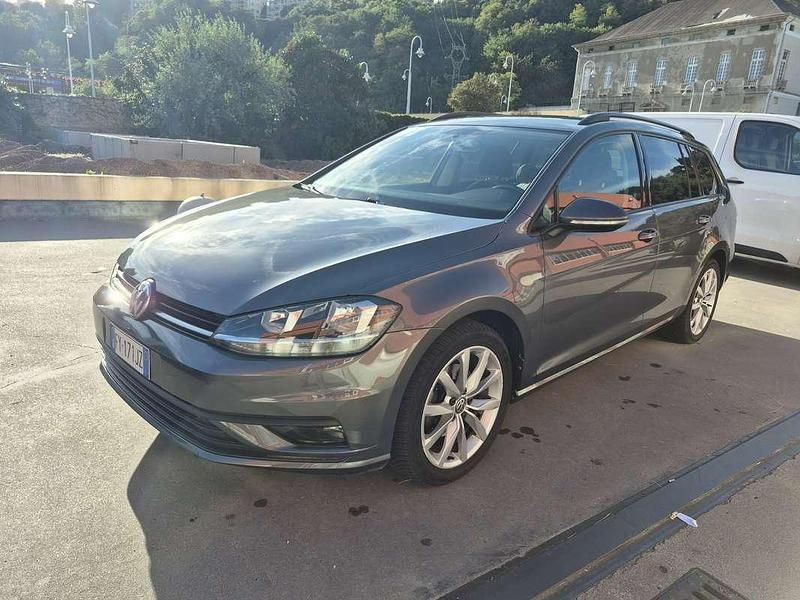 Usata VW Golf VII Comfortline 116 CV (85 kW) 2019 Station wagon
