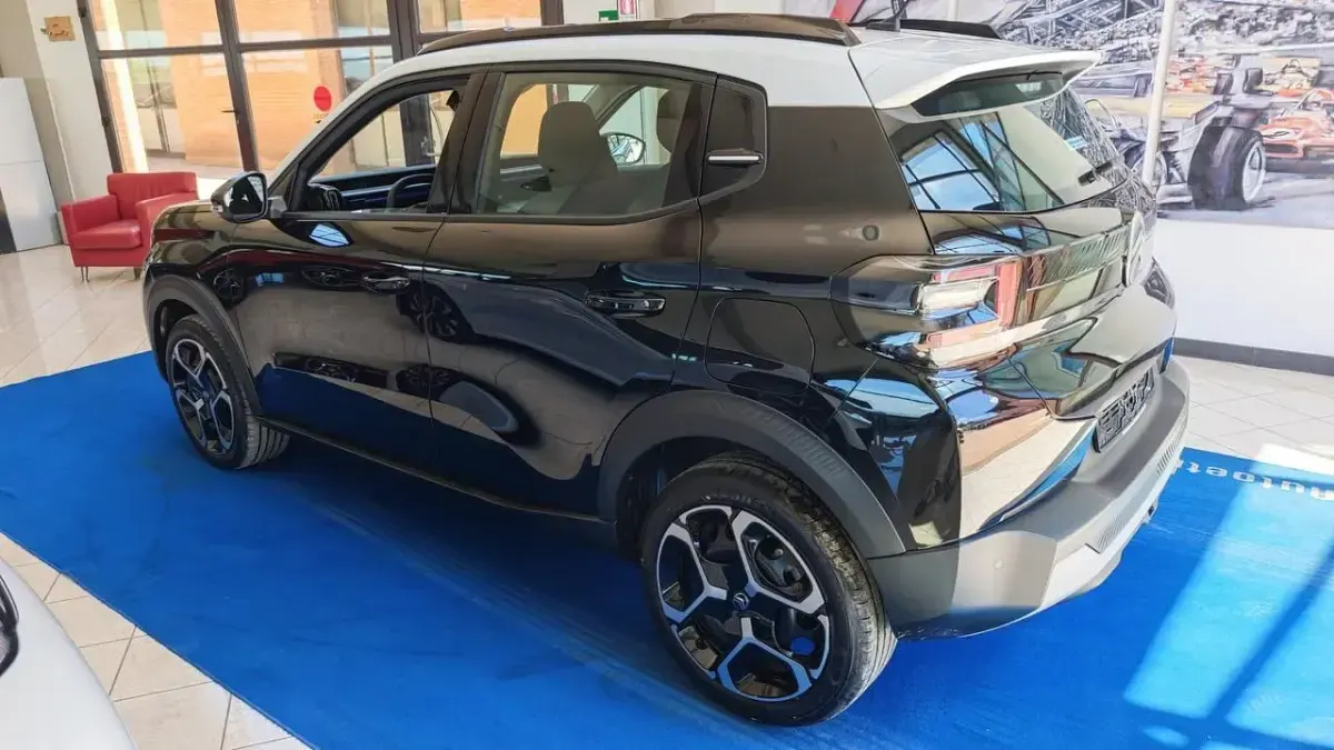 Nuova Citroën C3 100 CV (73 kW) 2025 Rosso SUV