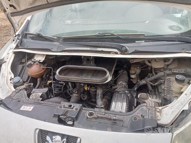 Usata Peugeot Expert 2011 Furgone