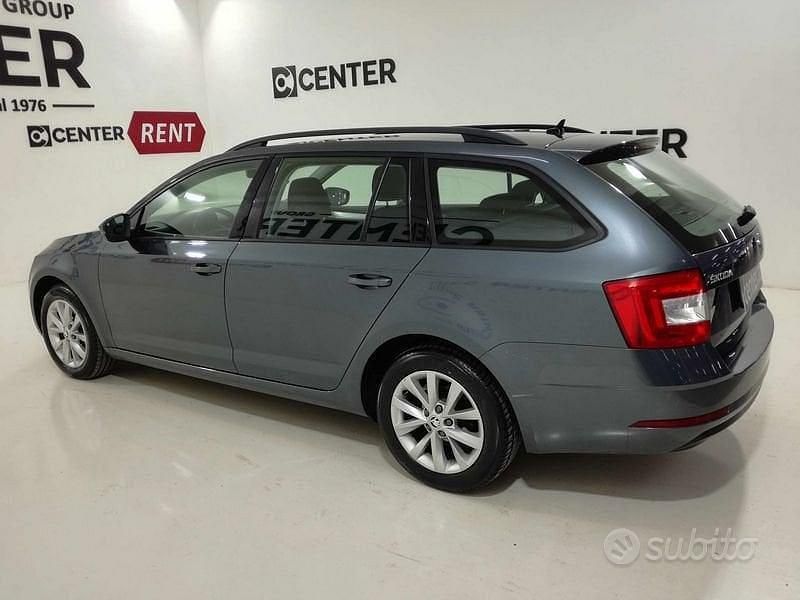 Usata Skoda Octavia Executive 116 CV (85 kW) 2019 Grigio Station wagon