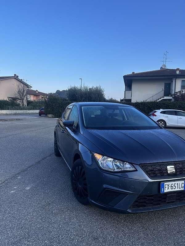 Usata Seat Ibiza 90 CV (66 kW) 2019 Blu/azzurro Berlina