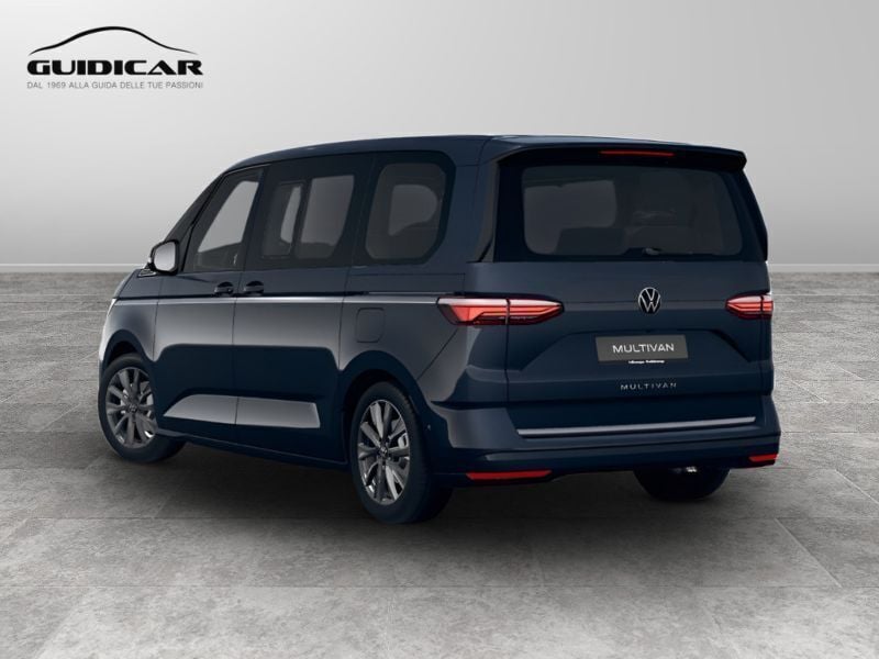Nuova VW Multivan Style 150 CV (110 kW) 2025 Blu/azzurro