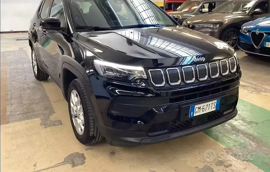 Usata Jeep Compass 131 CV (96 kW) 2023 Grigio SUV