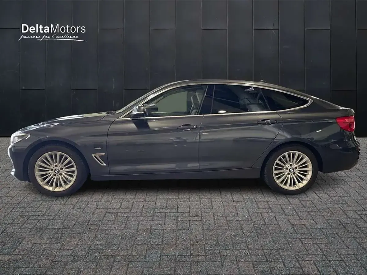 Usata BMW 318 Gran Turismo Luxury Line 150 CV (110 kW) 2017 Grigio metallizzato Coupé