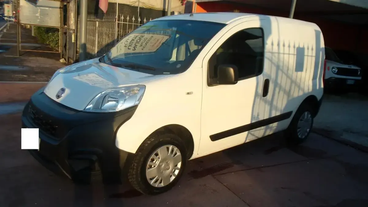 Usata Fiat Fiorino 80 CV (58 kW) 2018 Bianco Monovolume