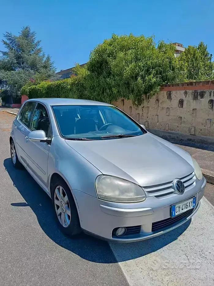 Usata VW Golf IV 115 CV (84 kW) 2005 Grigio Berlina