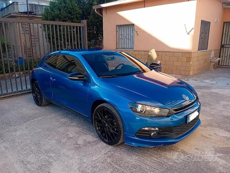Blu Usata 2011 VW Scirocco Coupé | 7000 € (Ottimo prezzo) - Immagine 1/4