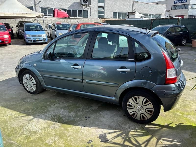Begagnad Citroën C3 Elegance 73 HK (53 kW) 2007 Grå Sedan