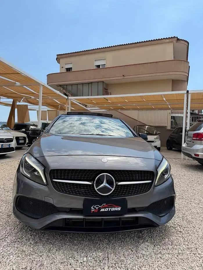 Usata Mercedes A220 177 CV (130 kW) 2016 Grigio Utilitaria
