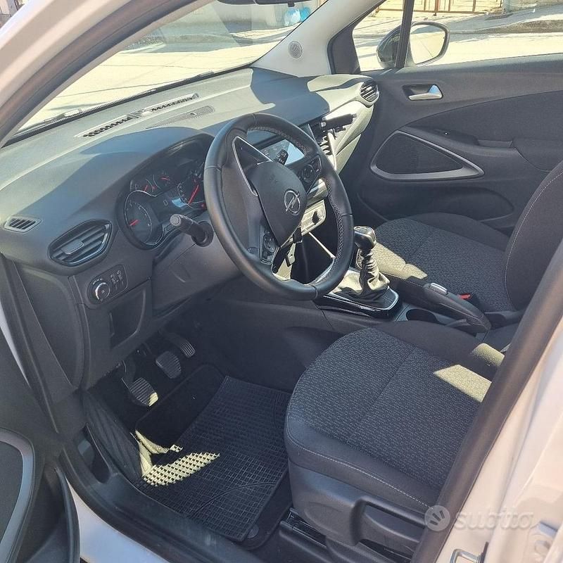 Usata Opel Crossland 110 CV (80 kW) 2023 Bianco SUV