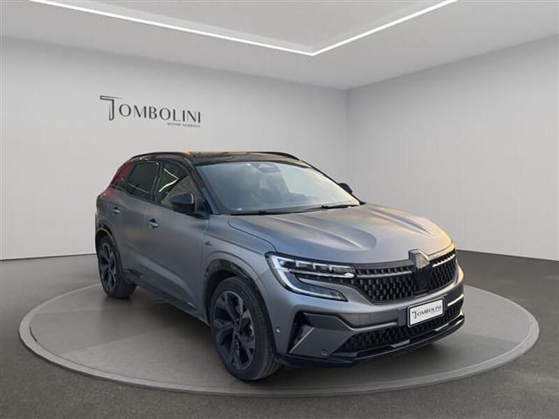 Usata Renault Austral Iconic 200 CV (147 kW) 2024 Grigio scuro SUV