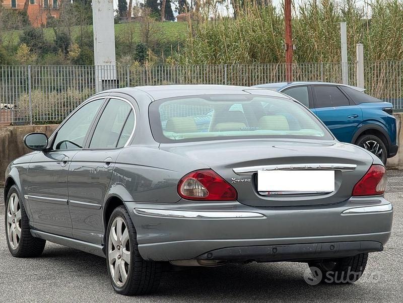 Usata Jaguar X-type 2003 Grigio Berlina
