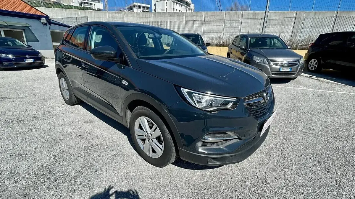 Usata Opel Grandland X 131 CV (96 kW) 2019 Grigio SUV