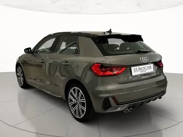 Usata Audi A1 Sportback S-Line 207 CV (152 kW) 2021 Grigio chronos metallizzato ne Utilitaria