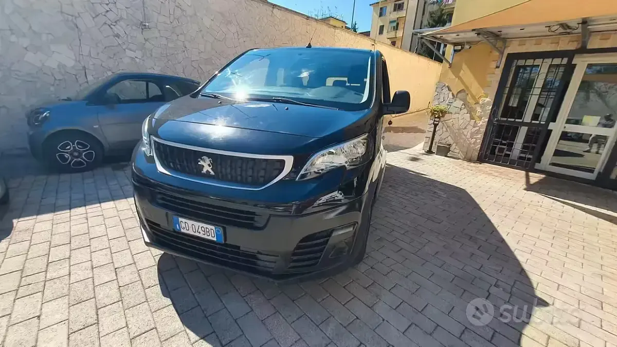 Usata Peugeot Expert 102 CV (75 kW) 2020 Nero Furgone