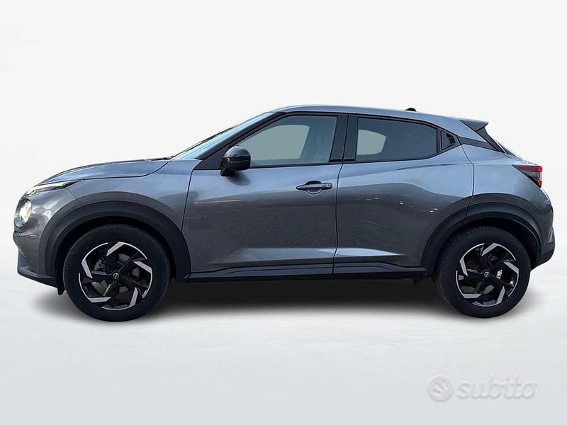 Gebraucht Nissan Juke N-Connecta 114 PS (83 kW) 2022 Grau SUV