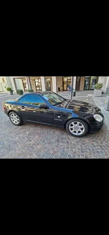 Usata Mercedes SLK230 193 CV (141 kW) 1999 Nero Cabrio