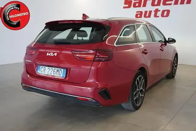 Usata Kia Ceed Sportswagon 136 CV (100 kW) 2023 Rosso Station wagon