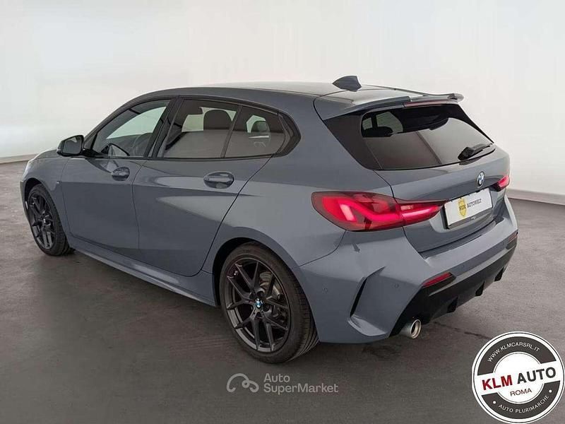 Usata BMW 118 M Sport 136 CV (100 kW) 2021 Grigio scuro Utilitaria