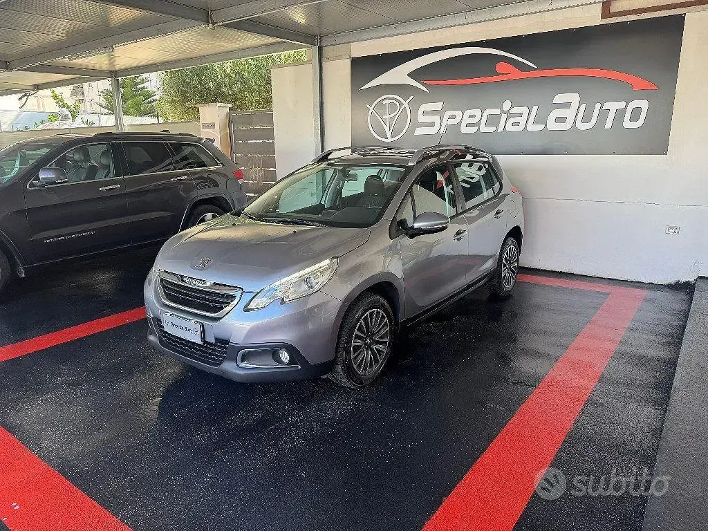 Usata Peugeot 2008 Active 68 CV (50 kW) 2014 Grigio SUV