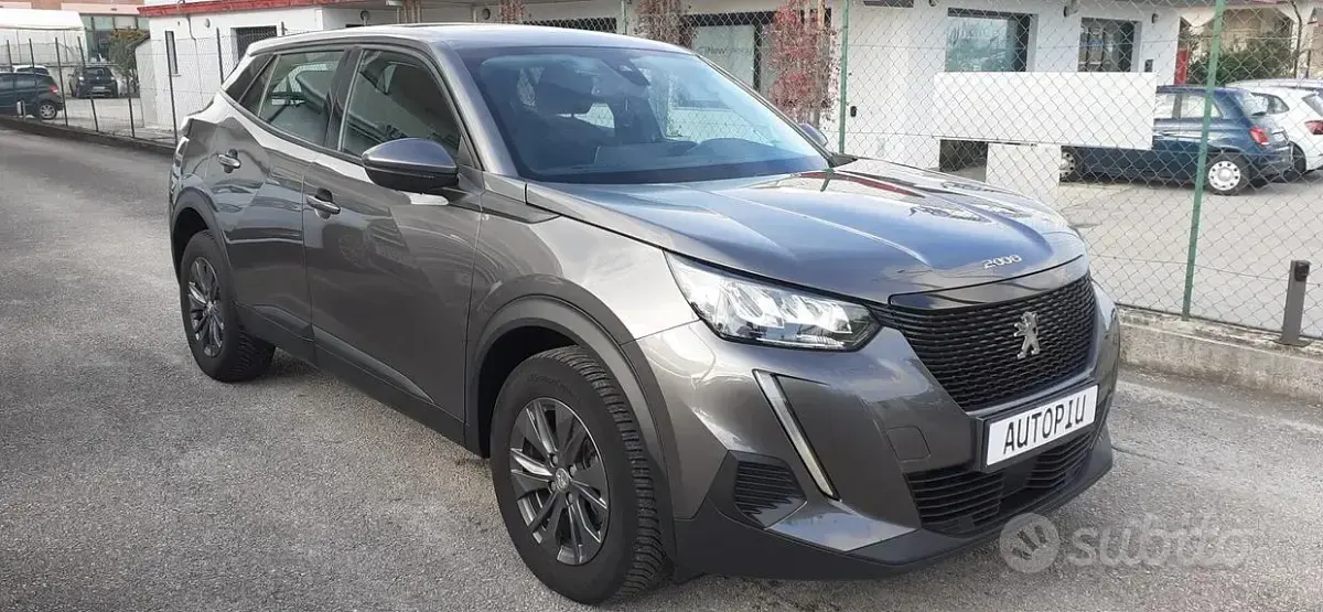 Usata Peugeot 2008 110 CV (80 kW) 2021 Grigio SUV