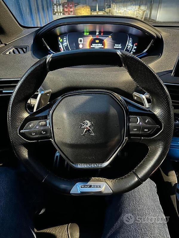 Usata Peugeot 3008 GT-line 131 CV (96 kW) 2019 Grigio SUV