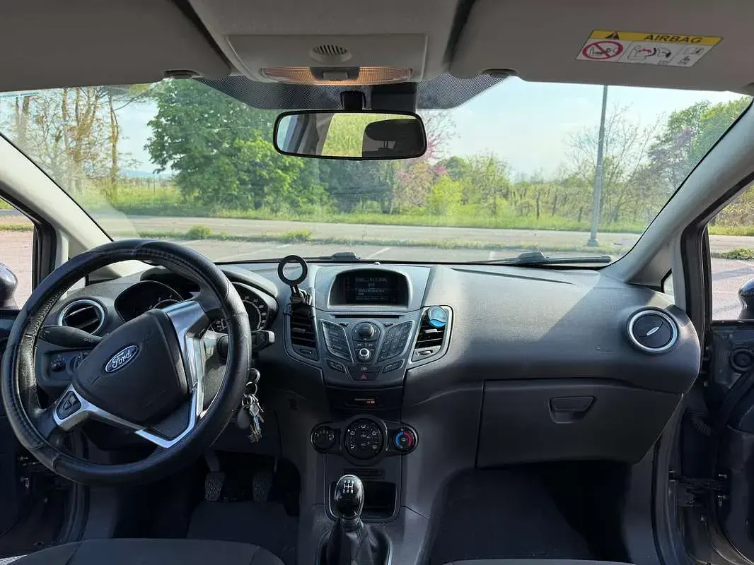 Usata Ford Fiesta 92 CV (67 kW) 2015 Blu/azzurro Utilitaria