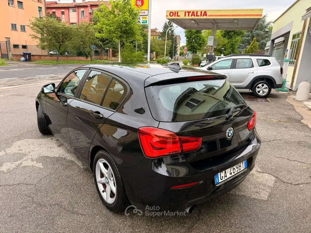 Usata BMW 116 Sport Line 116 CV (85 kW) 2016 Nero Utilitaria