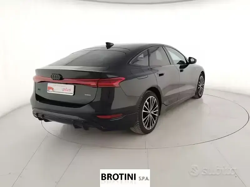 Usata Audi A6 e-tron S-Line 339 kW (462 CV) 2025 Nero SUV