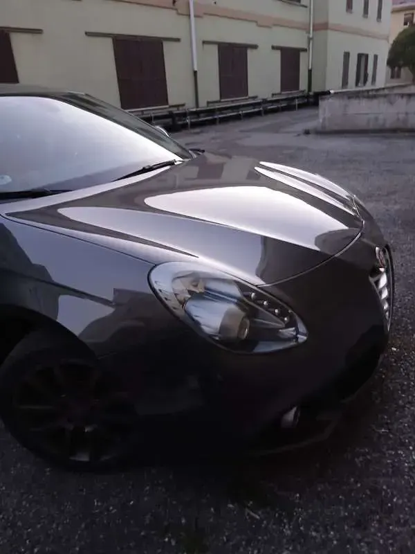 Usata Alfa Romeo Giulietta Distinctive 105 CV (77 kW) 2014 Utilitaria