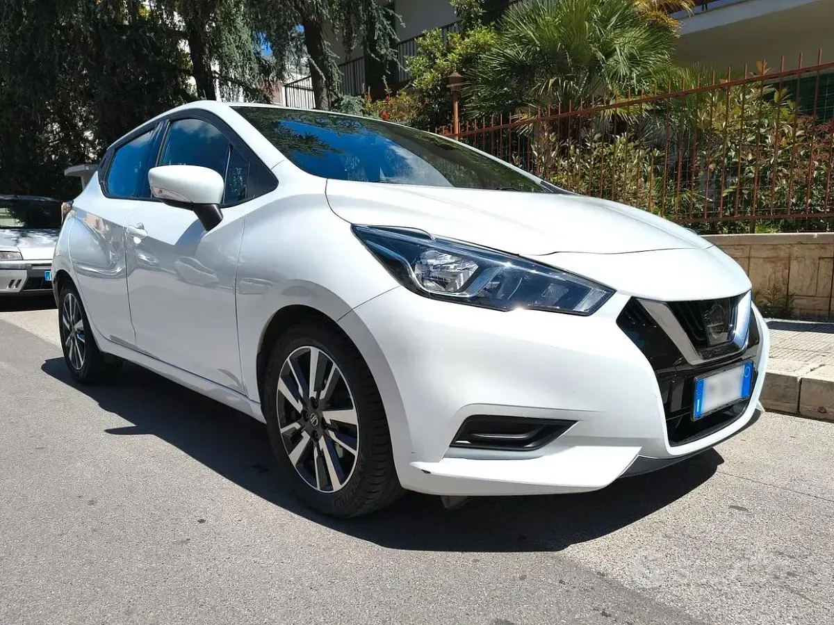 Usata Nissan Micra Acenta 90 CV (66 kW) 2018 Bianco Utilitaria