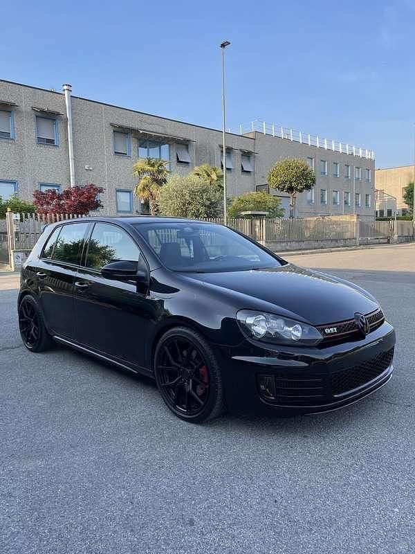 Usata VW Golf VI GTI 211 CV (155 kW) 2010 Utilitaria