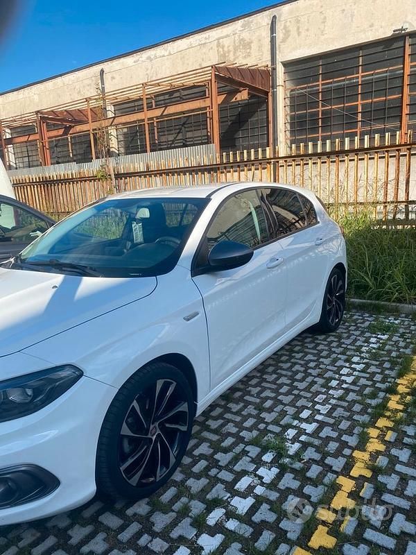 Usata Fiat Tipo 120 CV (88 kW) 2019 Bianco Utilitaria