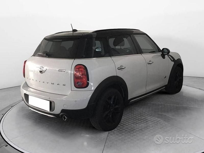 Usata Mini Cooper D Countryman 111 CV (81 kW) 2016 Bianco SUV