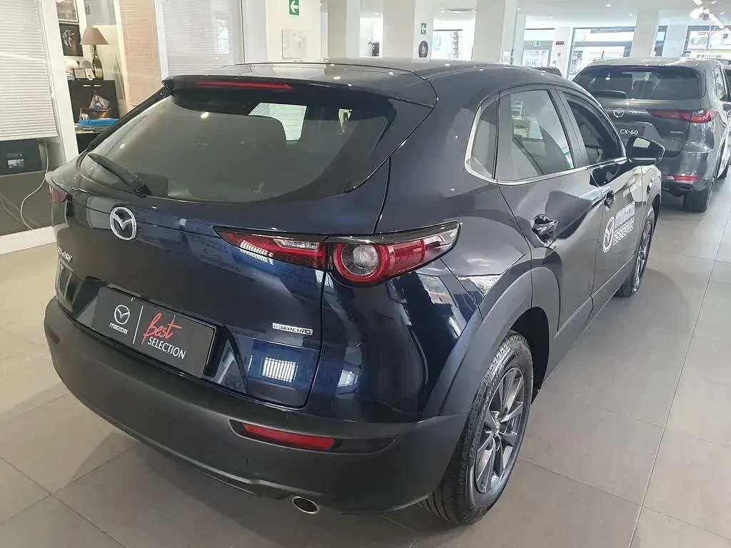 Usata Mazda CX-30 140 CV (102 kW) 2025 Deep crystal blue SUV