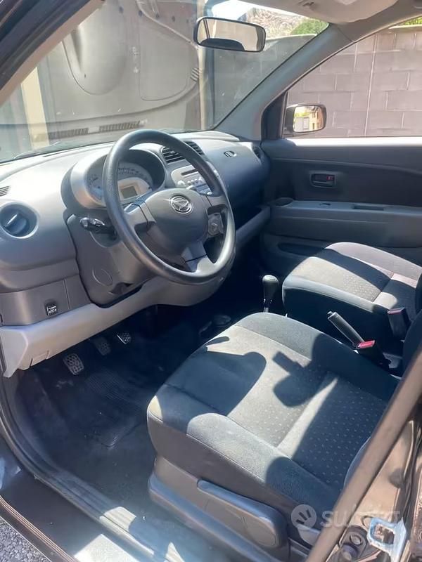 Usata Daihatsu Sirion 2010 Nero Utilitaria