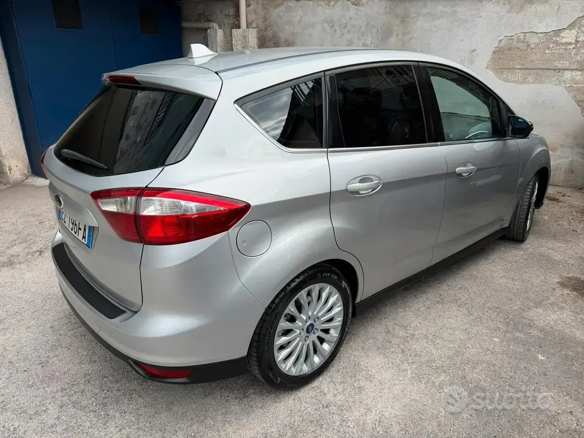 Usata Ford C-MAX 115 CV (84 kW) 2015 Grigio Monovolume