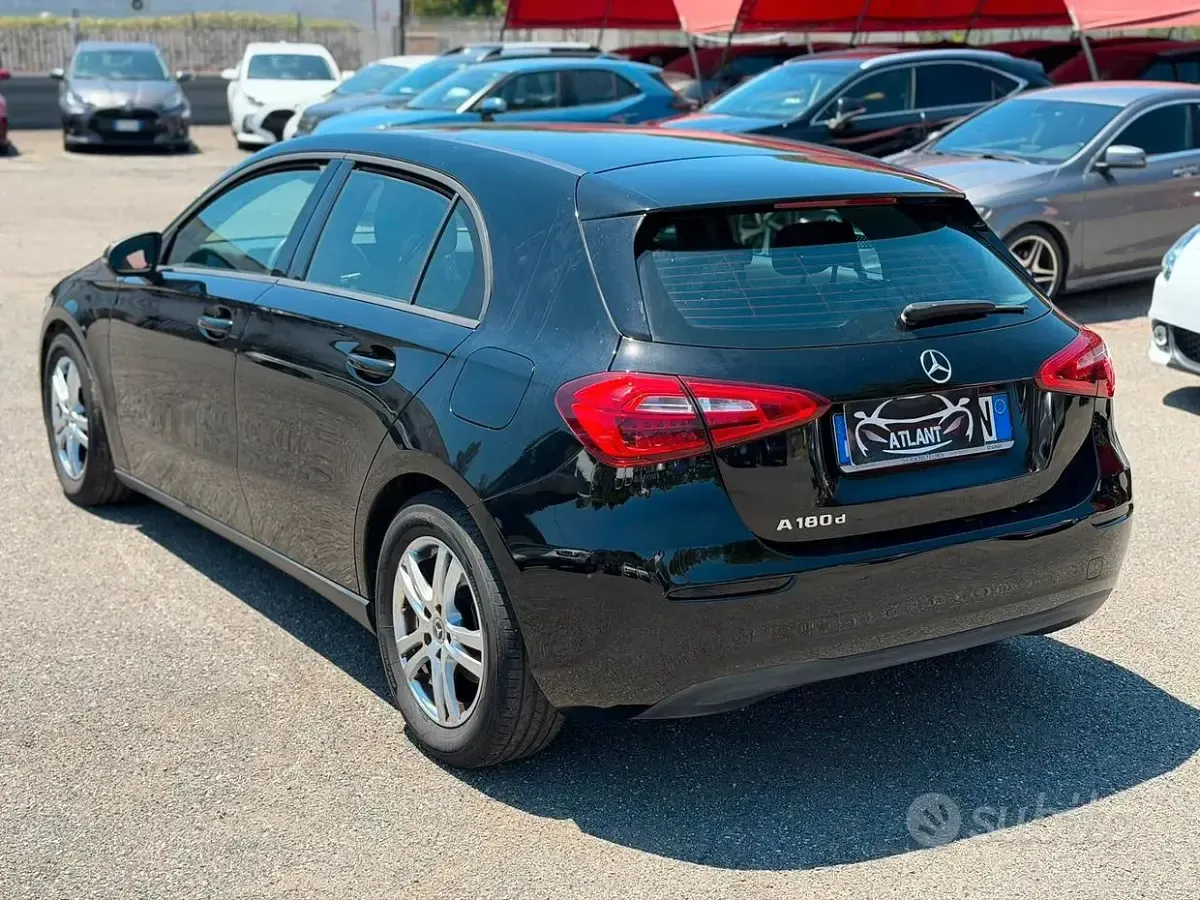 Usata Mercedes A180 Executive 116 CV (85 kW) 2021 Nero Berlina