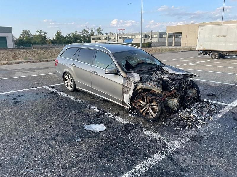 Usata Mercedes E350 2010 Grigio Station wagon
