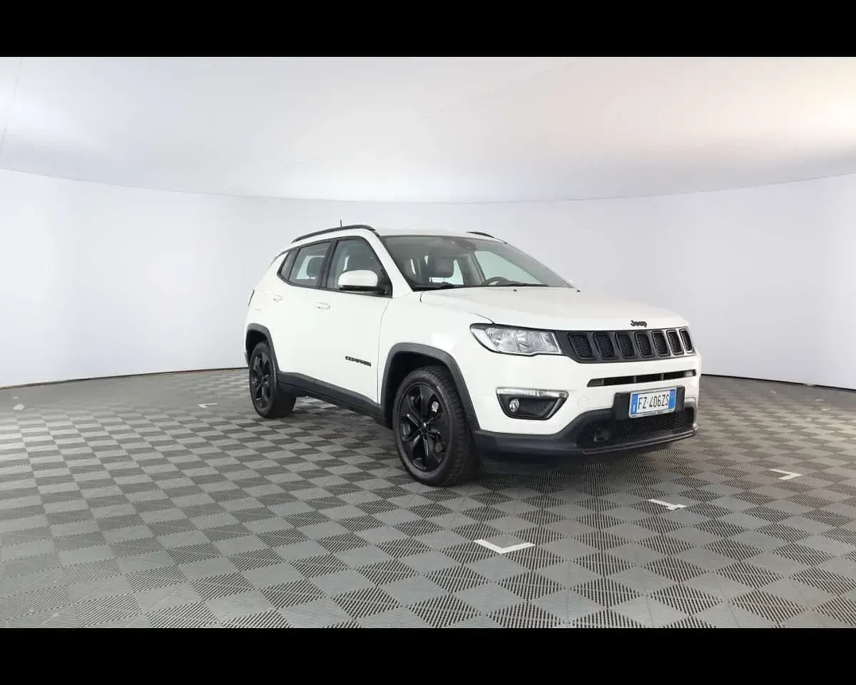 Usata Jeep Compass Night Eagle 140 CV (102 kW) 2020 Bianco SUV