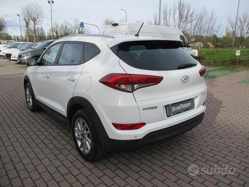 Usata Hyundai Tucson Comfort 116 CV (85 kW) 2015 Bianco SUV
