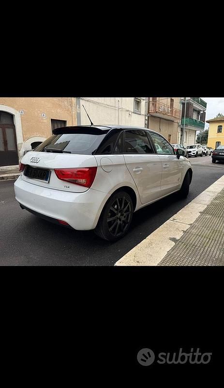 Bianco Usata 2015 Audi A1 S-Line Tre volumi | 7300 € (Ottimo prezzo) - Immagine 1/4