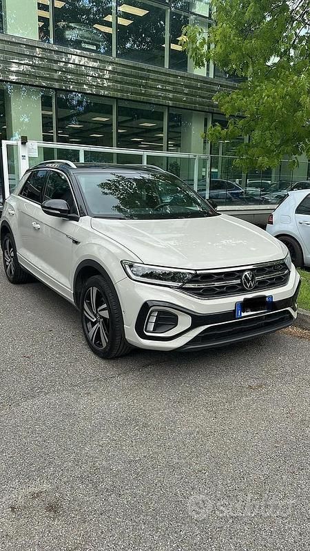 Usata VW T-Roc R-line 150 CV (110 kW) 2022 Bianco SUV
