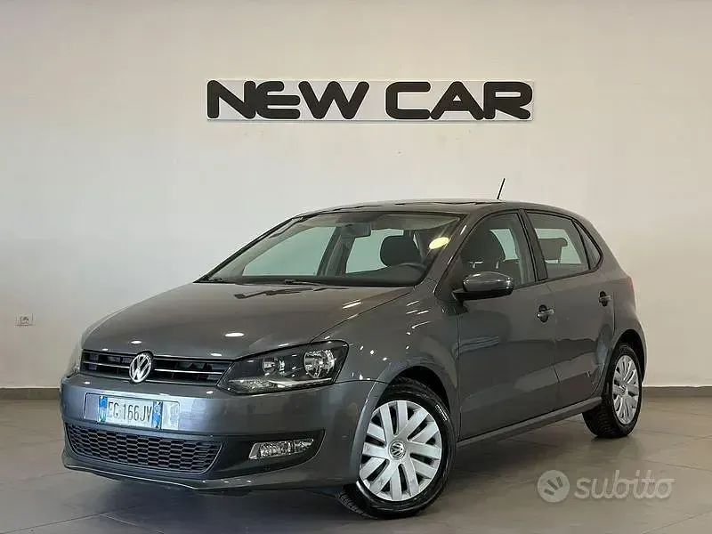 Usata VW Polo Highline 90 CV (66 kW) 2011 Grigio Utilitaria