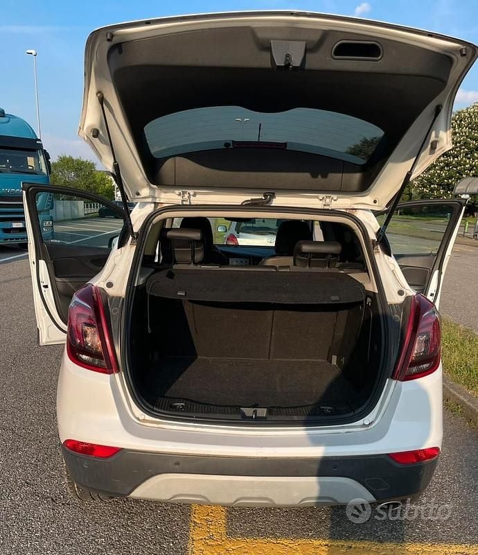 Usata Opel Mokka X 110 CV (80 kW) 2016 Bianco SUV
