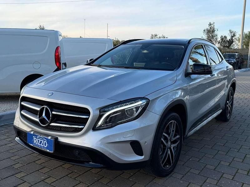 Occasion Mercedes GLA200 Premium 136 ch (100 kW) 2017 Gris SUV