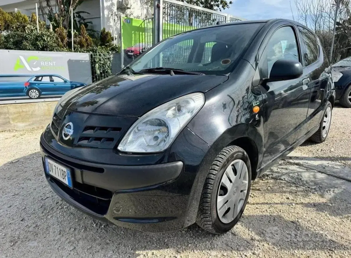 Usata Nissan Pixo 68 CV (50 kW) 2010 Nero Utilitaria