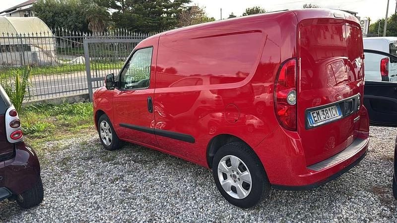 Usata Fiat Doblò Dynamic 105 CV (77 kW) 2010 Other Monovolume